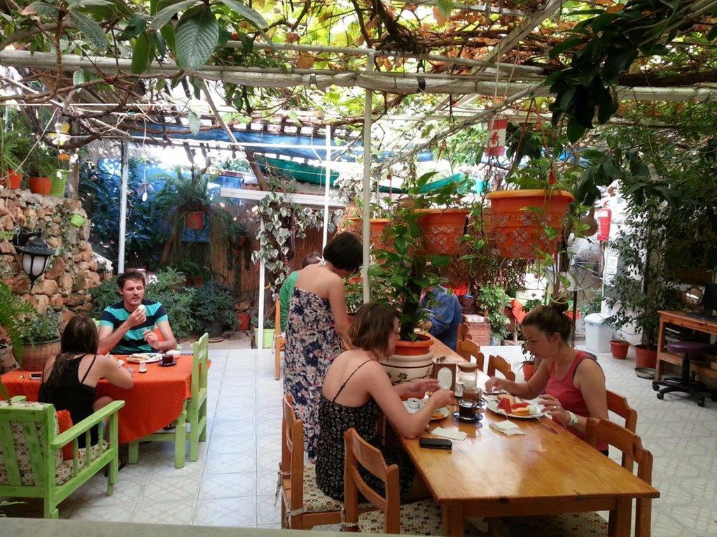 פאטהיה Ferah Hostel Monica'S Place מראה חיצוני תמונה