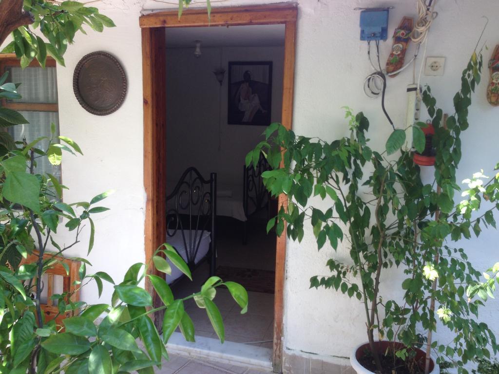 פאטהיה Ferah Hostel Monica'S Place מראה חיצוני תמונה