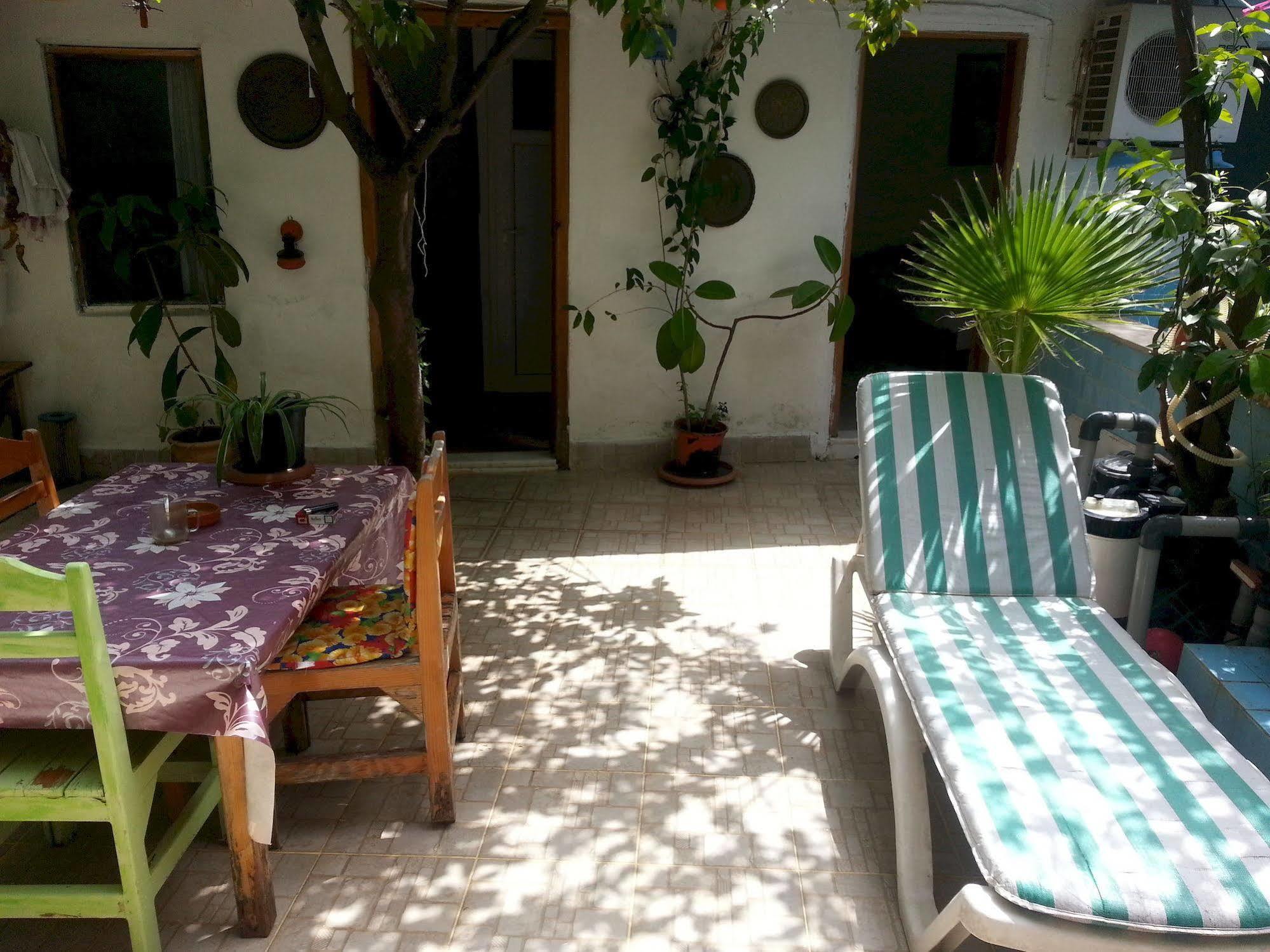 פאטהיה Ferah Hostel Monica'S Place מראה חיצוני תמונה